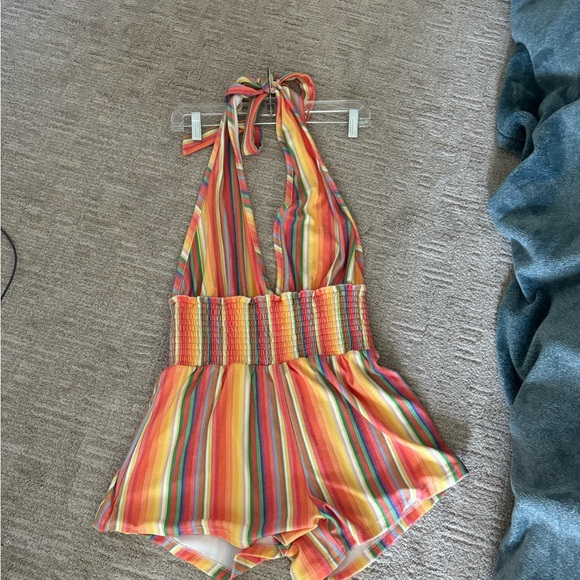 Super cute colorful romper - Picture 1 of 3